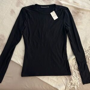 Abercrombie Soft Matte Seamless Long Sleeve Tee